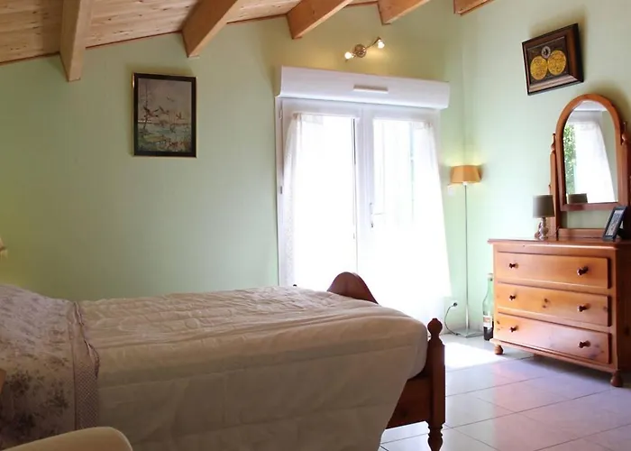 Maison A Proche Plage, 5 Couchages - Fr-1-246a-353 *